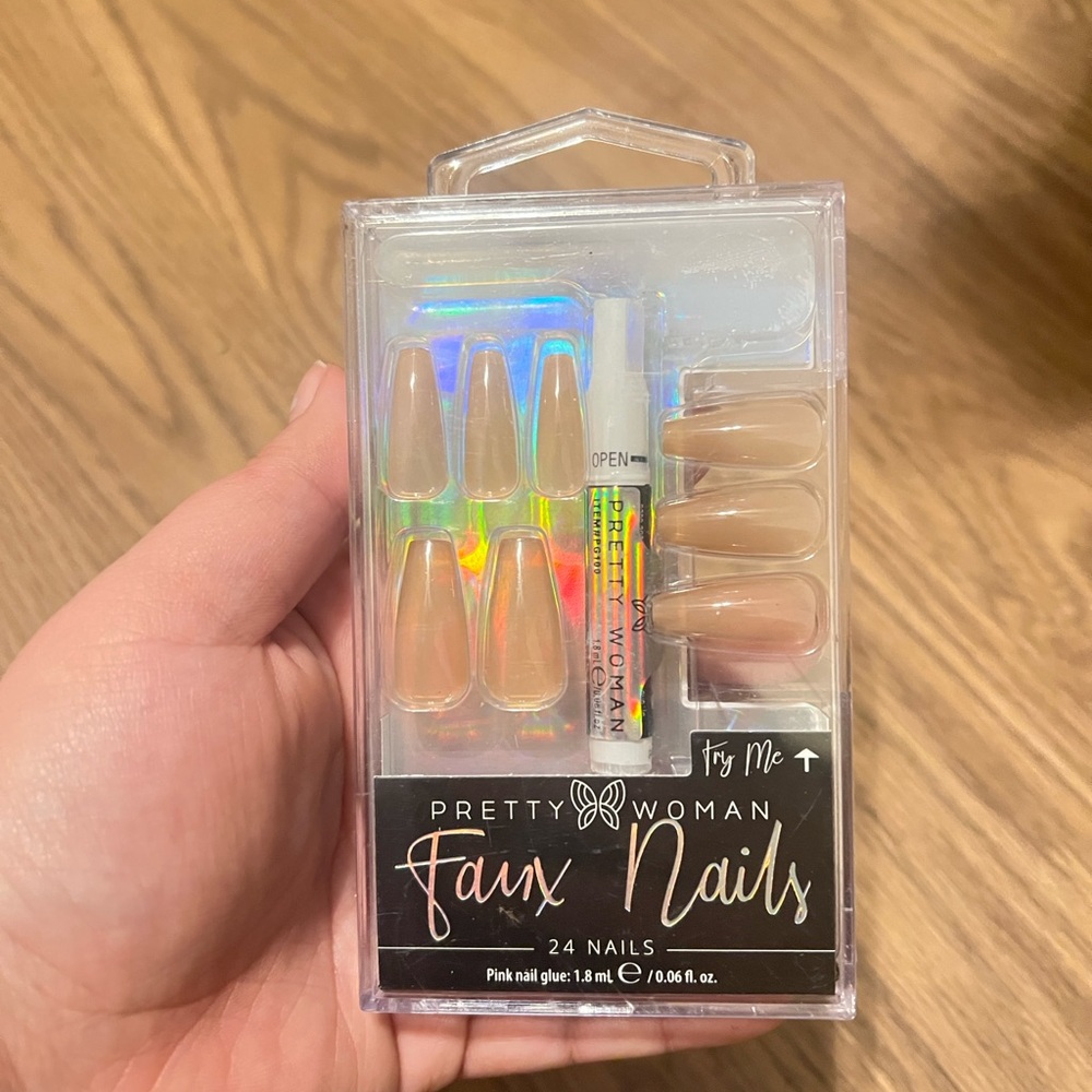 Faux Nails - Nude